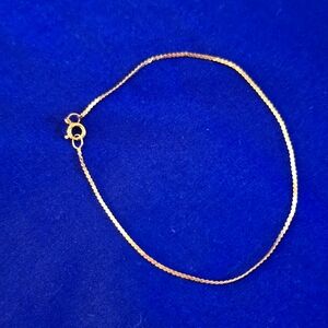 Dainty 14kt  Gold S Chain Bracelet